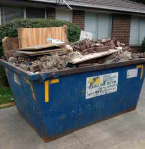 Hire a skip bin for waste removal 