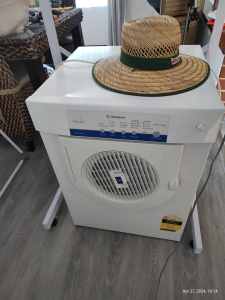 Clothes Dryer WESTING House Sensor Dry LD505 5kg Complete Care