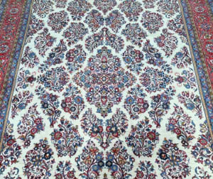 Large room size traditional hand knotted Persian Sarough rug 3.5x2.5m