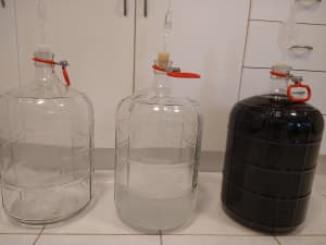 3x 19L Glass Demijohns/Carboys w/ carry handle bung (brew beer/wine)