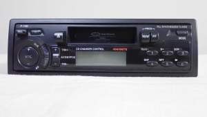 VudioVox Car P-78B Audio, Multi-CD & Cassette Player and Radio