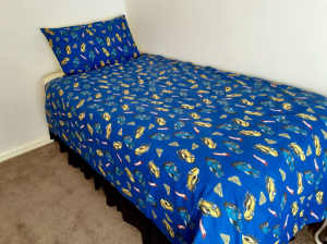 Child Boy Single bed Dooner quilt cover set Hot Wheels AS NEW