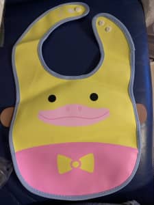 Baby Bib With Pocket and buttons (brand new)