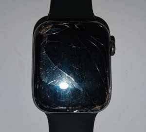 PARTS ONLY Apple Watch Series 5 44mm AS IS / DAMAGED / NOT WORKING