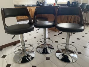 bar chair olx