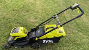 Cordless Lawn Mower RYOBI