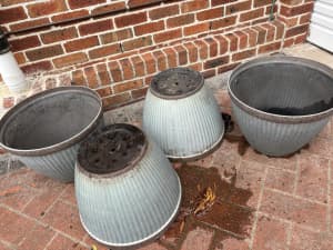 Garden pots set of 4