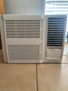 Kelvinator 1.6 kW window/wall cooling only air conditioner