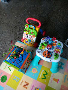 Baby toys pick up diggers rest