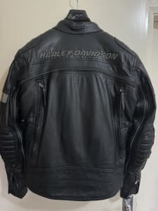 As new Harley Davidson FXRG waterproof leather jacket.