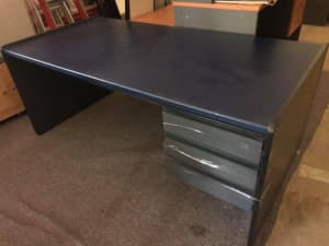 Large Office Desk with three drawers 