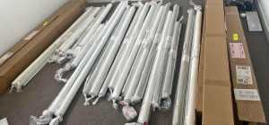 Full house lot of beautiful white double roller blinds