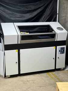 Roland UV Printer Versa UV LEF2-300 Near New- Barely Used
