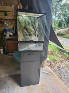 ExoTerra Frog Terrarium cabinet stand, light and heater