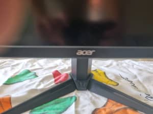 Acer NITRO 24 LCD monitor - near new