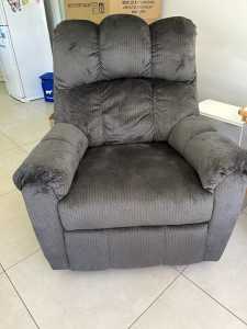 Rocking recliner new condition