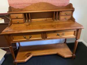 QUALITY SOLID TEAK WOOD DESK WITH DRAWS - In Excellent Condition