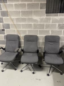 Office chair Conference chairs x3