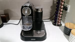 Delonghi Nespresso coffee pod machine Citiz Milk (frother not working)