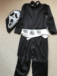 The Dark Knight costume with Scream mask, size 10-15