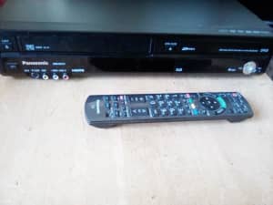 2 x PANASONIC VCR dvd combo recorder one working +one for parts