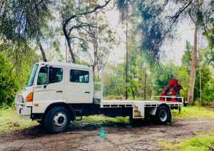 Truck Hino 15 ton Crew Cab Crane