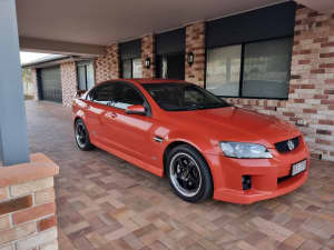 2006 HOLDEN COMMODORE SS-V 6 SP AUTOMATIC 4D SEDAN