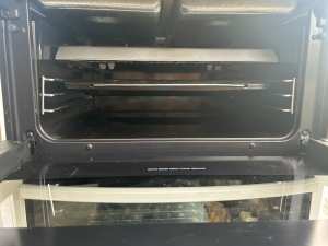 Westinghouse Oven & Cooktop