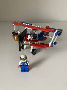 Lego creator stunt online plane