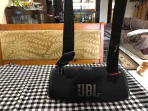 JBL xtreme 3 waterproof Bluetooth speaker