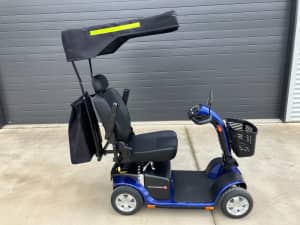Pride Pathfinder 10 Deluxe Mobility Scooter - near new