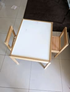 Small table and 2 chairs