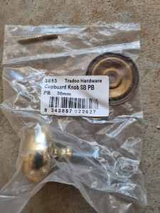 New Brass plated cupboard knobs x 7