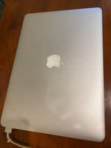 MacBook Air 13 inch (Early 2015) 128GB