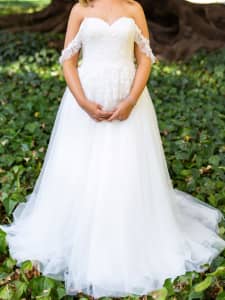 Wedding Dress Size 8-10, Hadley. Madi Lane Bridal