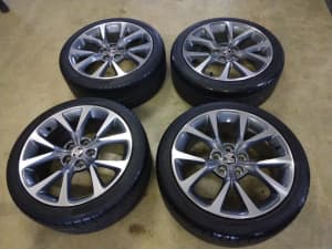 Holden Commodore VE VF SS , SSV , SV6 OEM Alloy Rims and Tyres