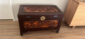 Vintage camphour chest hand carved large 1970s 1000x620x530