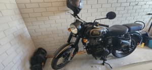 2021 Royal Enfield Classic 500 Black Tribute - Limited Edition