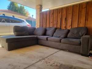 4 Seater L Shaped Couch. 