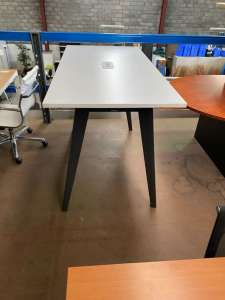 Steelcase Standing / Height Table 160L X 80D X 100H