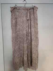 Leopard print casual pants size 18