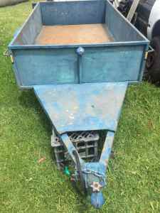 no offers box trailer 7x4 no rego some rust in floor still solid