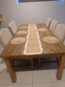 Dinning Table for Sale, Premium Mango wood!