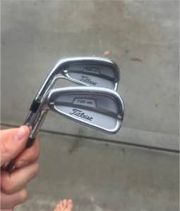 Titliest 735 cm 5 and 6 L handed irons