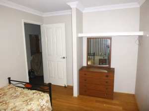 ROOM WITH FACILITIES TO RENT