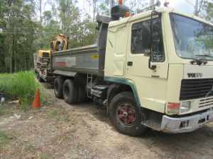 8.5 Ton Excavator, 10 Mtr Tipper and Plant Trailer Combo