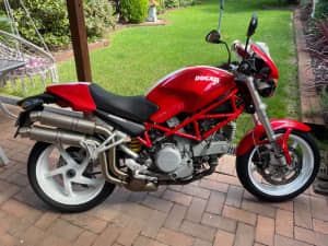 Ducati Monster S2R800
