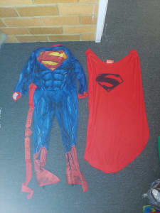 Superman Costume SIZE 3-5