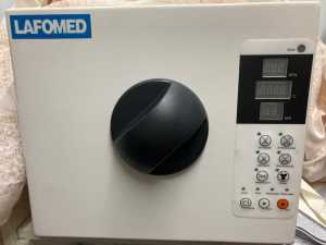 Autoclave - Lafomed budget compact 8ltr