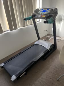 Treadmill (Tempo Fitness) 